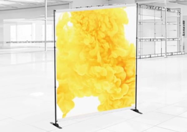 Telescopic tention frame banner